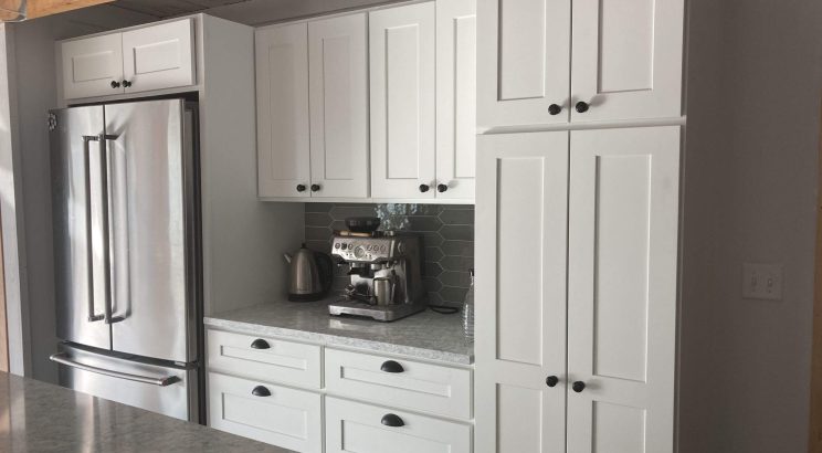 KOB White Shaker kitchen cabinets